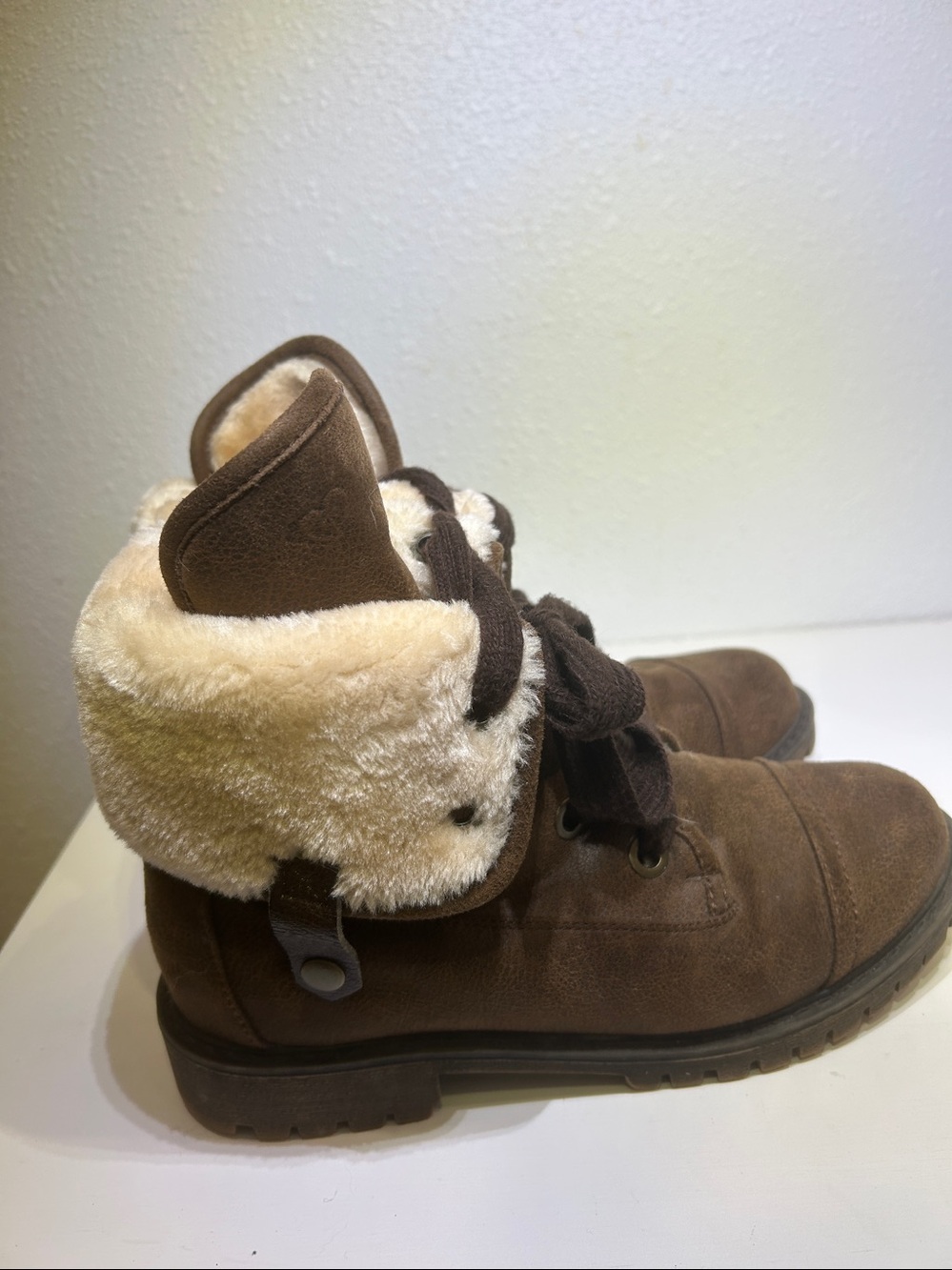 Roxy Bruna ll Convertible Faux Fur Lined Combat Boots |Size 7 - Picture 8 of 13